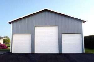 Three car garage built by Spane Buildings in Puyallup WA